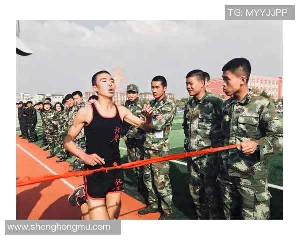 足球明星敬礼表情走红网络展现运动员独特风采与青春活力