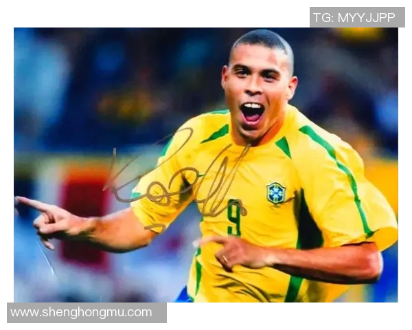 49号足球球星的传奇人生与赛场风云全面解读 49号足球球星的传奇人生与赛场风云全面解读